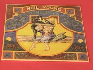 NEIL YOUNG " HOMEGROWN " 1 LP