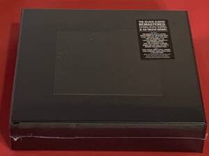 METALLICA " METALLICA - THE BLACK ALBUM " 6 LP + 14 CD + 6 DVD+ LIBRO...ED. LIMITADA