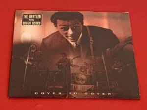 THE BEATLES " COVER TO COVER / THE BEATLES PLAY CHUCK BERRY " 1 SINGLE 7". ED. LIMITADA. VINILO ROJO