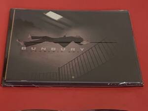 BUNBURY " CURSO DE LEVITACIÓN INTENSIVO " 1 LP + 1 CD + 1 CALENDARIO. VINILO TRANSPARENTE