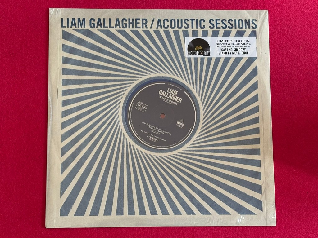 LIAM GALLAGHER