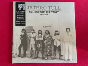 JETHRO TULL