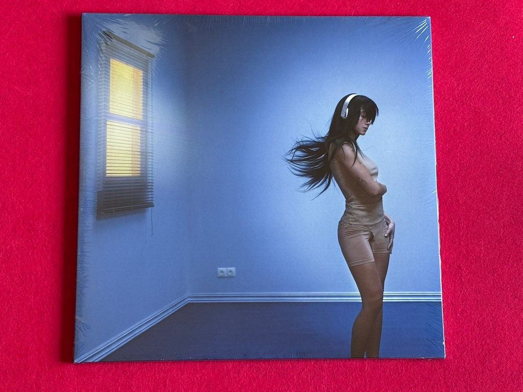 AITANA " CUARTO AZUL "