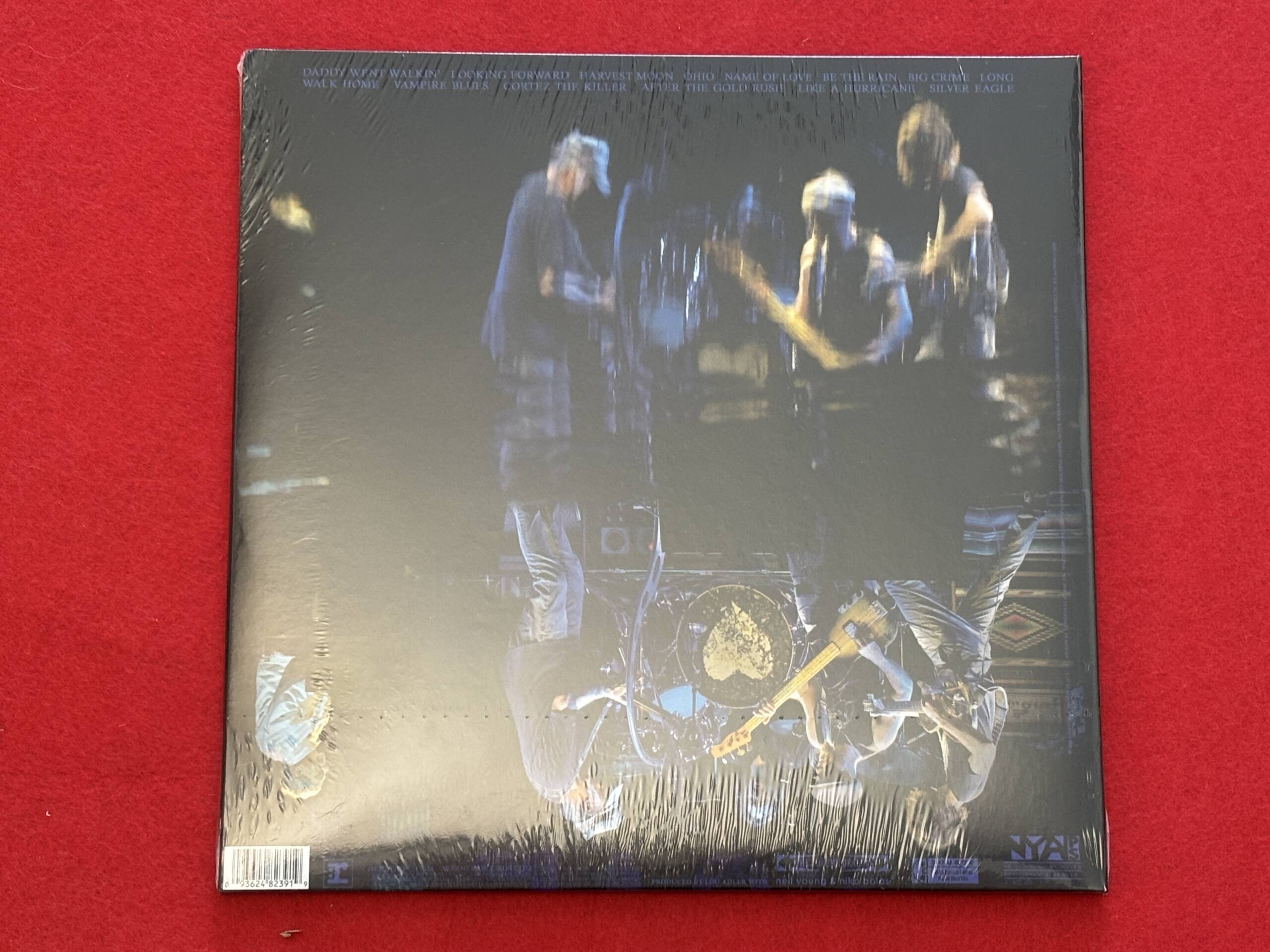 NEIL YOUNG " AS TIME EXPLODES " 2 LP. ED. LIMITADA. VINILO TRANSPARENTE. RSD '26 - Imagen 3